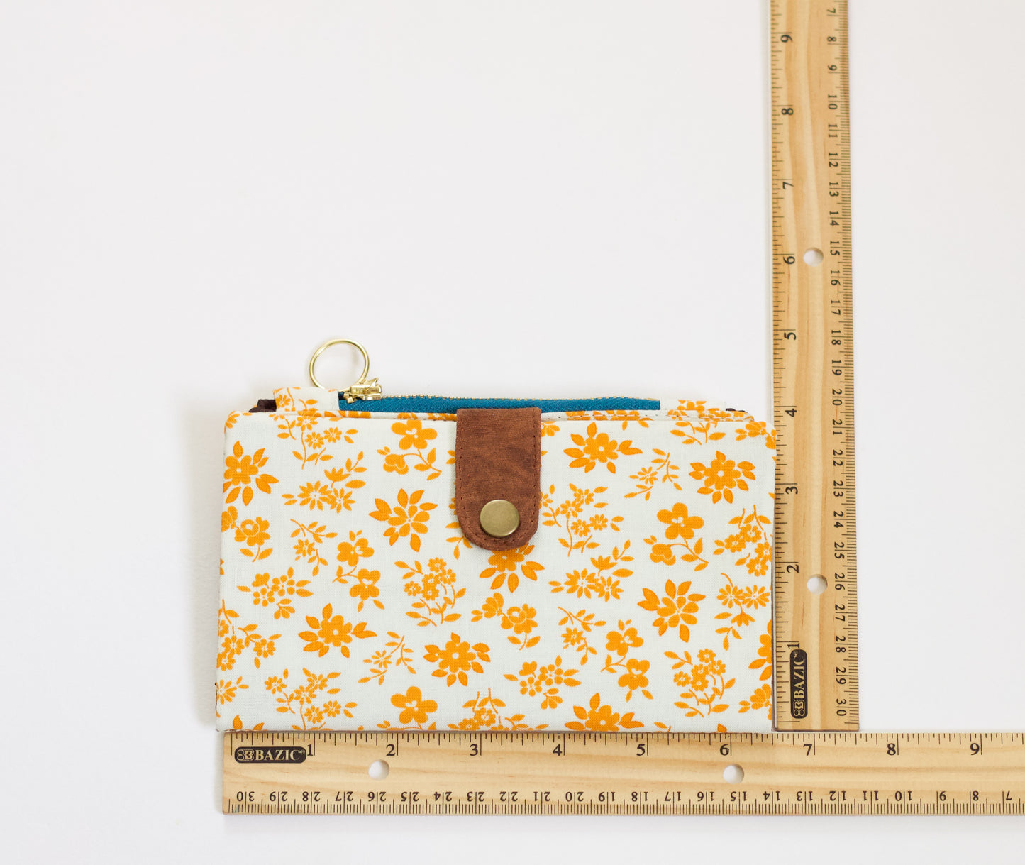 Cartera retro de los años 70 para mujer, regalo para ella, cartera de tela maravillosa, cartera de viaje retro, regalo único para novia, organizador de tarjetas de crédito.