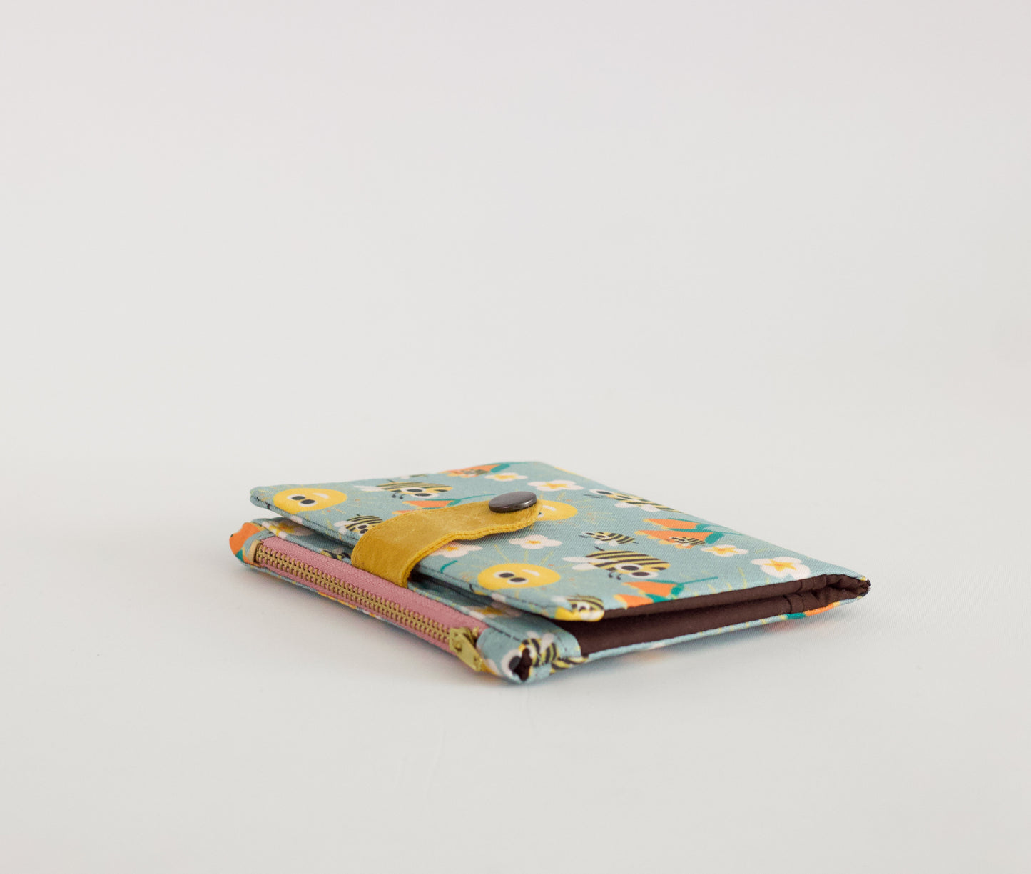 Cartera pequeña de abeja feliz, cartera plegable con cremallera para mujer, linda cartera de viaje, cartera vegana hecha a mano, organizador de tarjetas de crédito