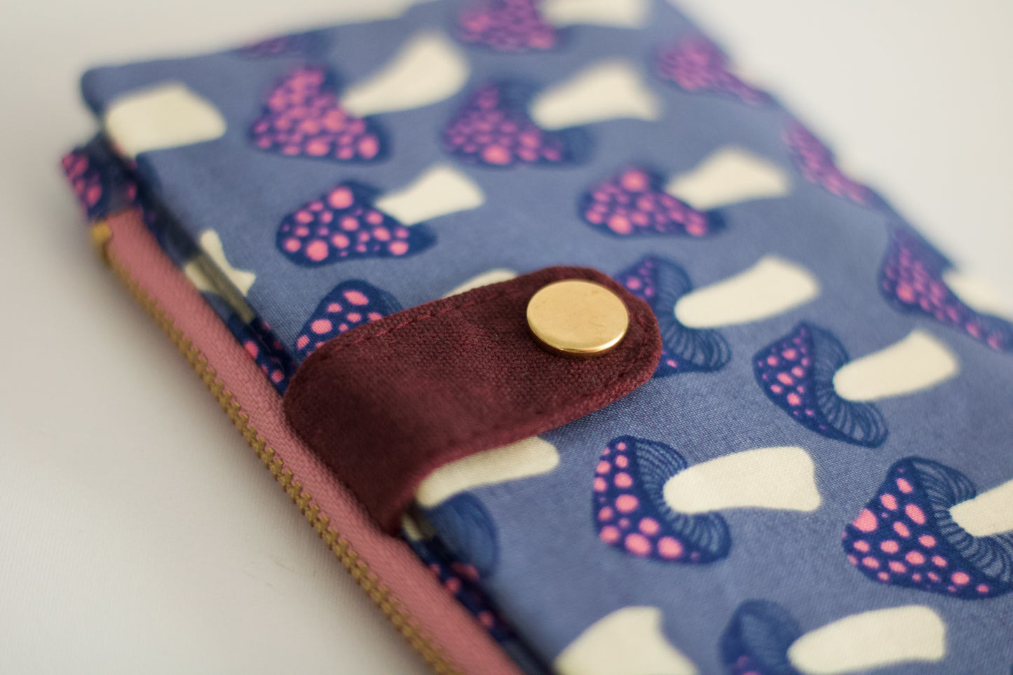 Cartera de hongos para mujer, cartera vegana plegable para mujer, cartera funky, regalo para ella, organizador de tarjetas de crédito