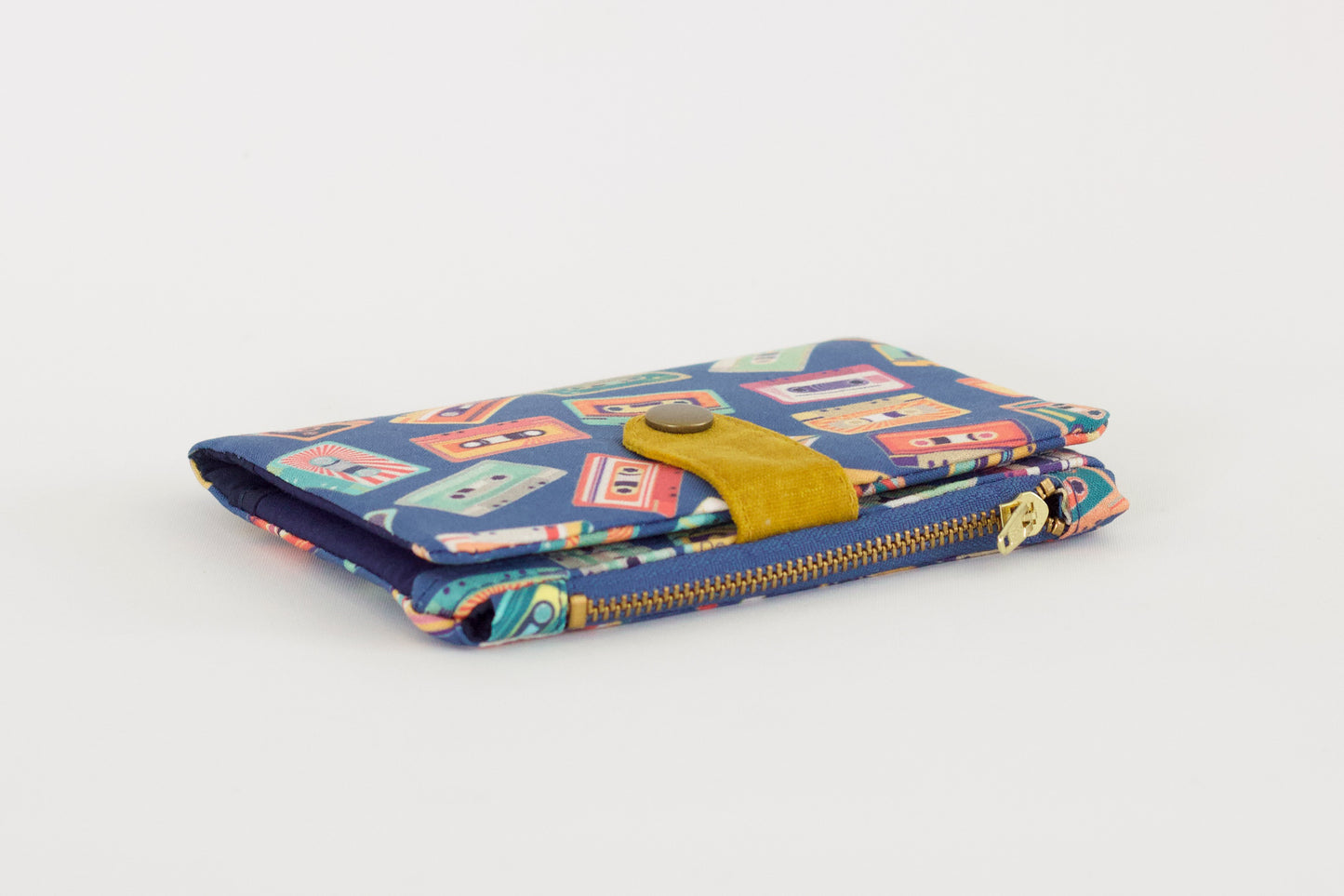 Cartera de cintas de casete para mujer, cartera retro, organizador de tarjetas de crédito, cartera groovy, cartera plegable vegana