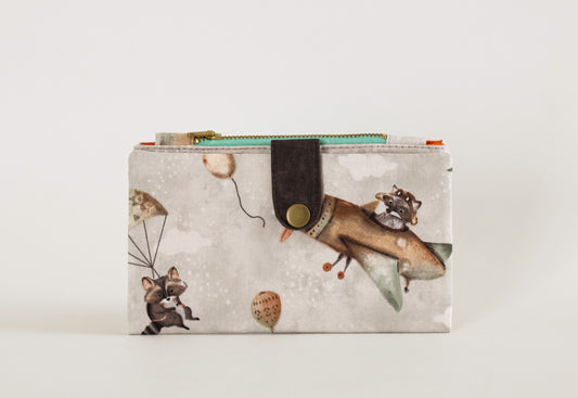 Cartera de mapache aviador para mujeres, regalo para amantes de los mapaches, cartera para viaje vegana, regalo único para ella, organizador de tarjetas de crédito