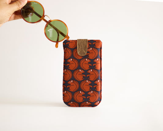 Estuche de gafas de sol de ardilla, bolsa de gafas de algodón suave, bolsa de gafas vegana única