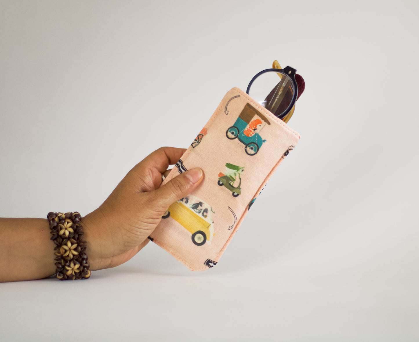 Estuche para gafas de bichos en coches, linda bolsa para gafas de sol, funda suave de algodón para gafas